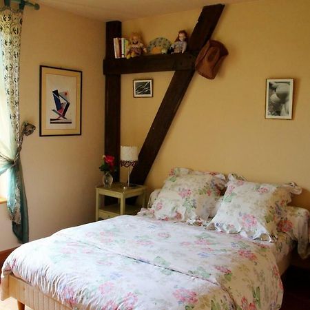 Chamborand Chez Claire Bed & Breakfast エクステリア 写真